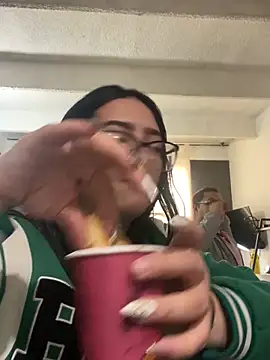 Kloe Novoa online show from December 3, 1:57 pm