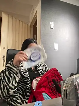 Kloe Novoa online show from February 17, 1:32 pm