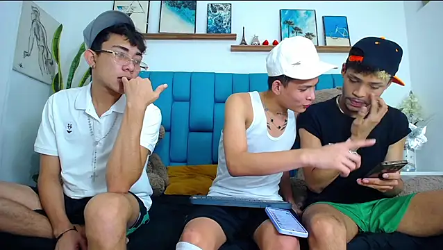 Hot Boys Latinos X online show from February 21, 11:16 pm