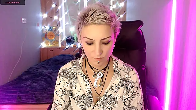 Sweet-n-Strong online show from November 21, 1:13 pm