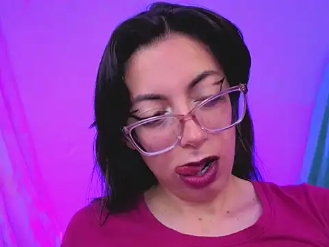 zylla storn online show from February 7, 8:40 am