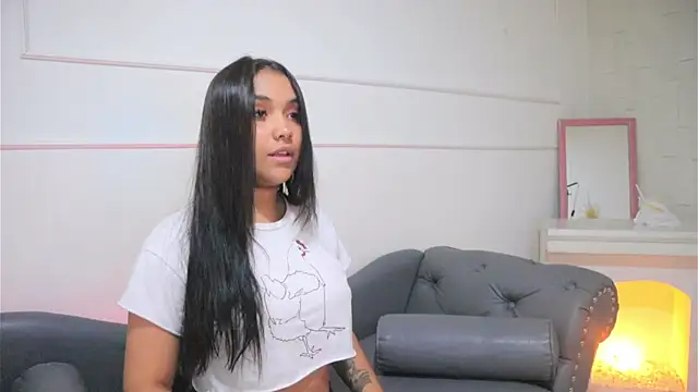 Isabelle Lane online show from January 15, 12:33 pm