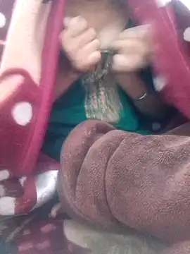 couple-open-enjoy online show from November 27, 7:33 am