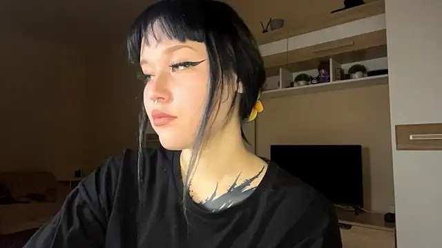 LaurenOveson online show from October 29, 10:30 am