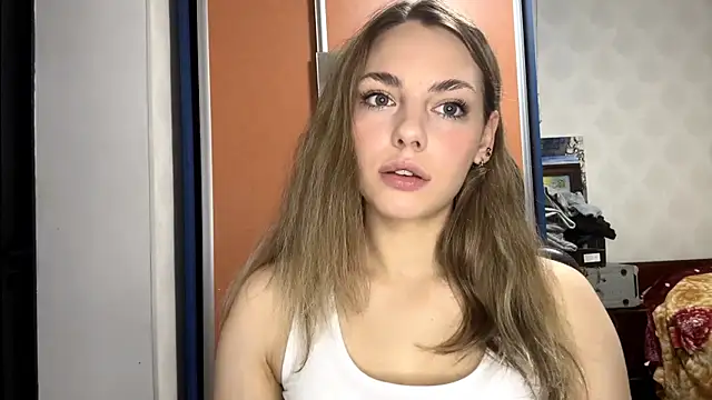 IlanaLafferty online show from November 22, 4:09 pm