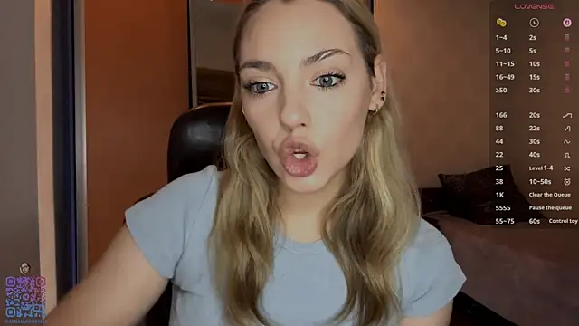 IlanaLafferty online show from January 9, 7:29 pm