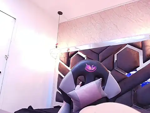 cataleya sambrano online show from November 16, 11:32 am