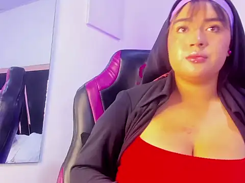 MiluVargas online show from November 2, 4:27 am