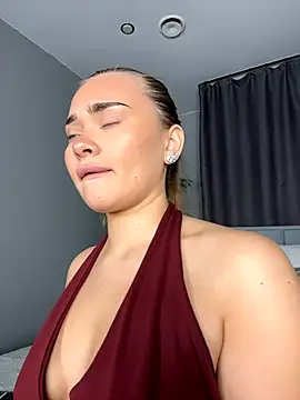 MilaRaven online show from November 20, 10:05 am