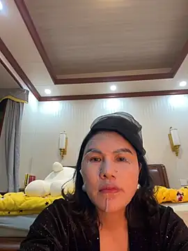 Qt889999 online show from November 10, 2:12 pm