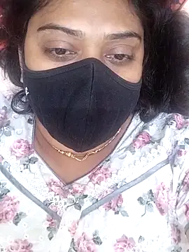 girl999 online show from February 3, 5:28 pm