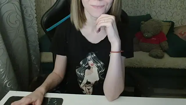  Alisa Allison  online show from November 6, 2:56 pm