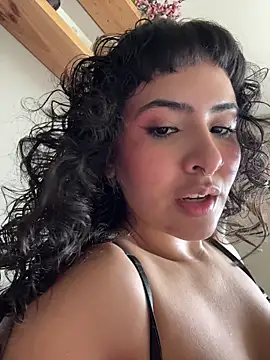 SugarTroubl33 online show from February 6, 1:58 pm