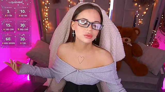 LexxxyJoy online show from February 16, 7:30 am