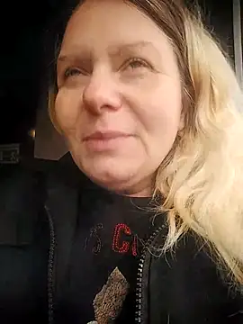 Lana-murr online show from December 15, 6:51 am