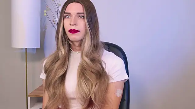 Branda Kelly online show from November 3, 2:21 pm