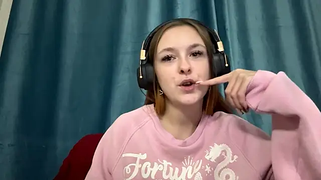 HOTBellakle online show from November 5, 3:28 pm