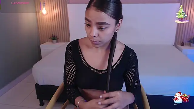 SoffiaDams2 online show from November 27, 12:19 pm