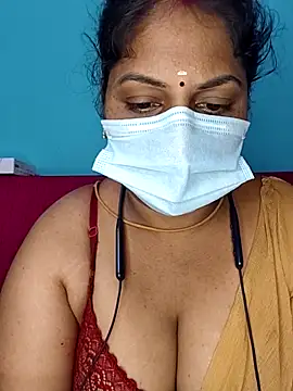 deepikasree143 online show from December 1, 5:00 am