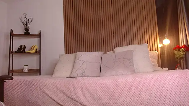 Skay bluee online show from November 19, 7:14 pm