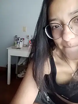 Skay bluee online show from December 3, 11:07 pm