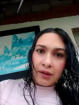 Isa-Giraldo online show from October 31, 12:31 pm