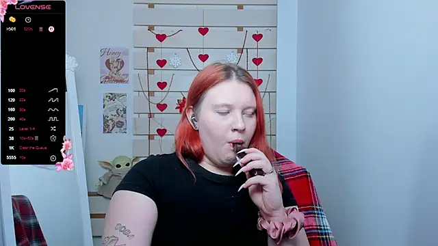 FoxPlayXX online show from February 26, 10:09 pm