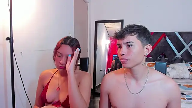 MollyandFher online show from November 27, 3:15 pm