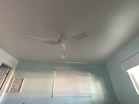 hatgirlsolo online show from December 1, 8:11 pm