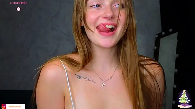 Lovelly molly1 online show from January 8, 6:45 pm