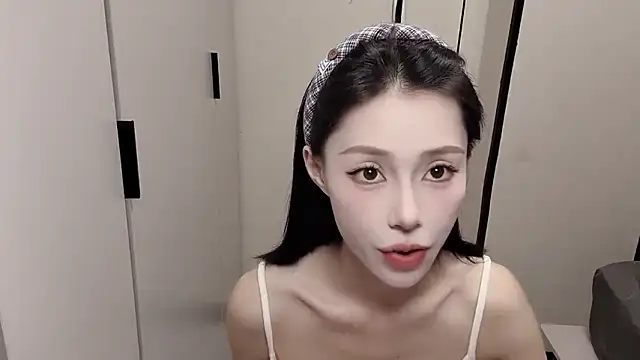 yuyu-33 online show from November 6, 11:05 am