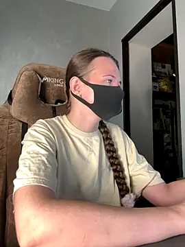 ZlatoslavaLo online show from November 19, 6:46 am