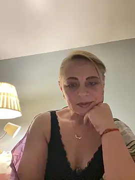 ToriLove777 online show from November 6, 6:52 am