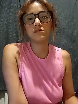 lola mamadas online show from December 19, 4:16 am