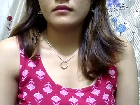 maira 33 online show from January 18, 2:46 pm