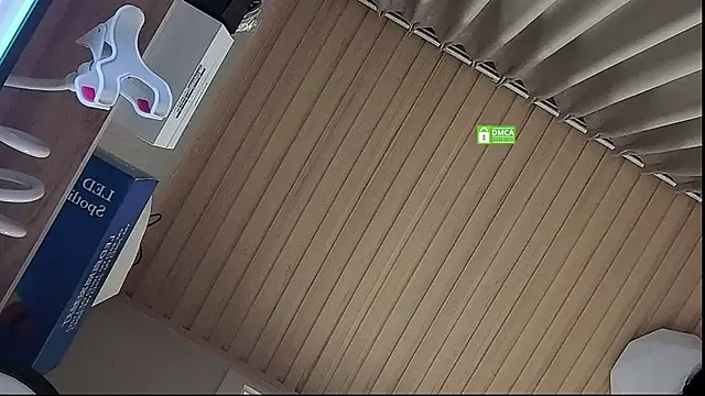 Zeze- online show from December 19, 5:27 pm