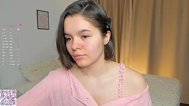 Xo Laura online show from January 15, 1:44 am