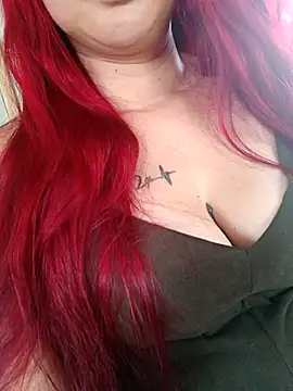 ruiviinhaah online show from February 26, 7:13 pm