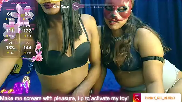 SEXYY TRANSY WITH GIRL online show from November 9, 10:27 pm