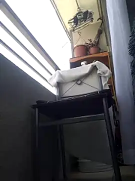 Xeena  online show from December 5, 3:13 pm