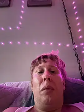 Redriddinghood8 online show from November 15, 11:55 am