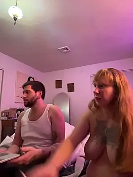 Redriddinghood8 online show from December 15, 4:18 am