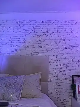 April Kay online show from November 29, 3:43 am