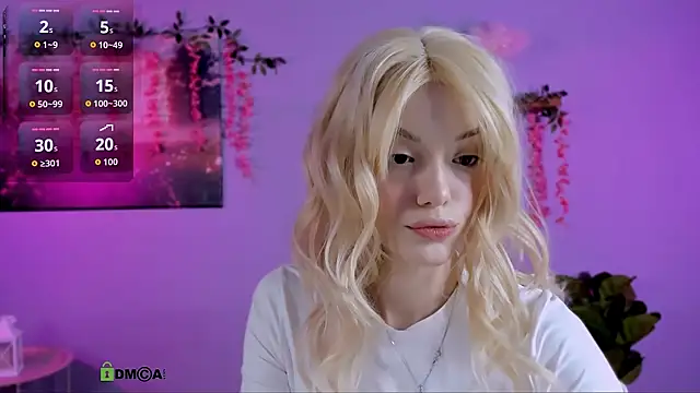 mia starrr  online show from January 17, 8:05 pm