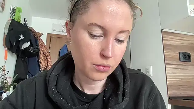 Ameli8 online show from February 20, 9:33 am