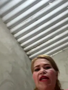 dirty mother3 online show from December 18, 6:23 pm