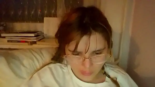 HornyElena online show from December 16, 3:18 pm