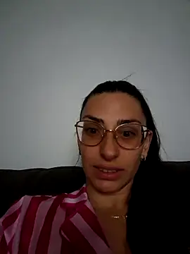 Lovequinn27 online show from November 7, 12:05 am