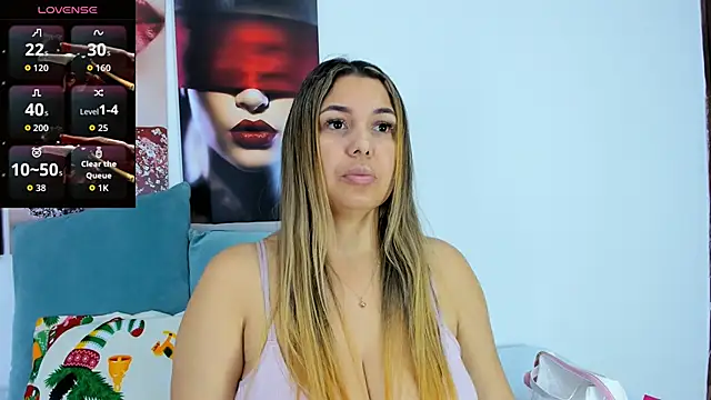 Andhrea Vale online show from November 25, 11:56 am