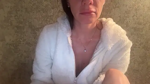 Angelinaa19 online show from February 25, 8:51 pm